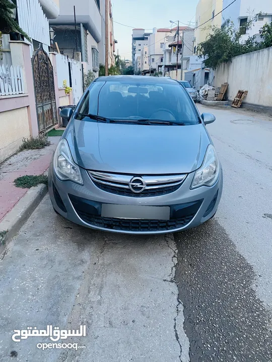 اوبل كورسا 2014 جير عادي بوضع الشركه