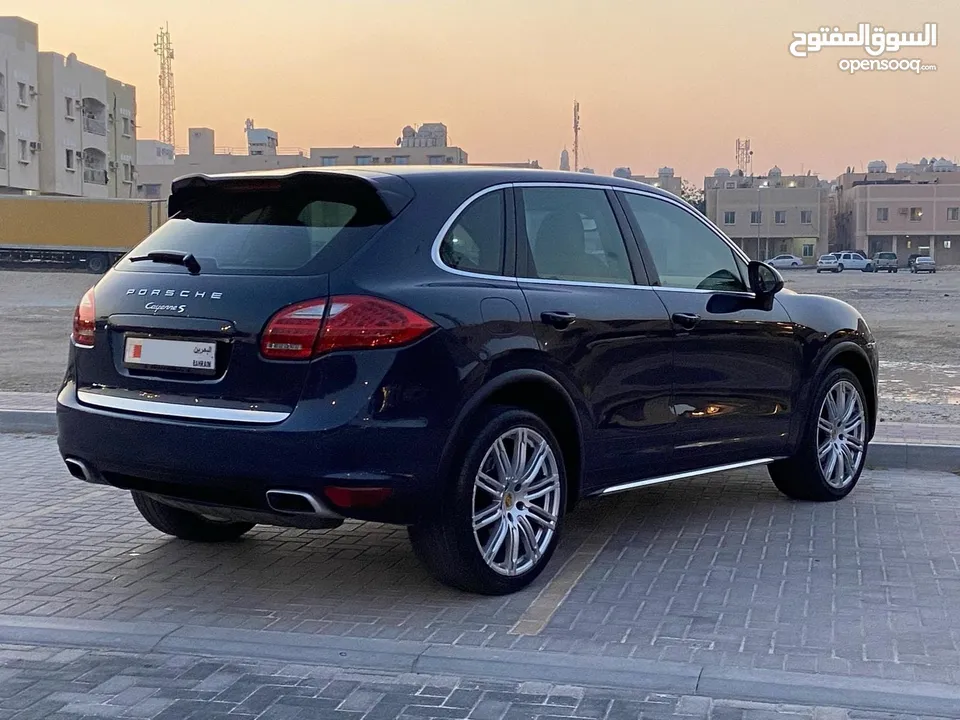 PORSCHE CAYENNE S 2013