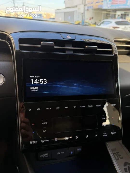 هونداي توسان 4/4 هايبرد plug-in ترخيص 2022 فل مع بانوراما  137000 كاش