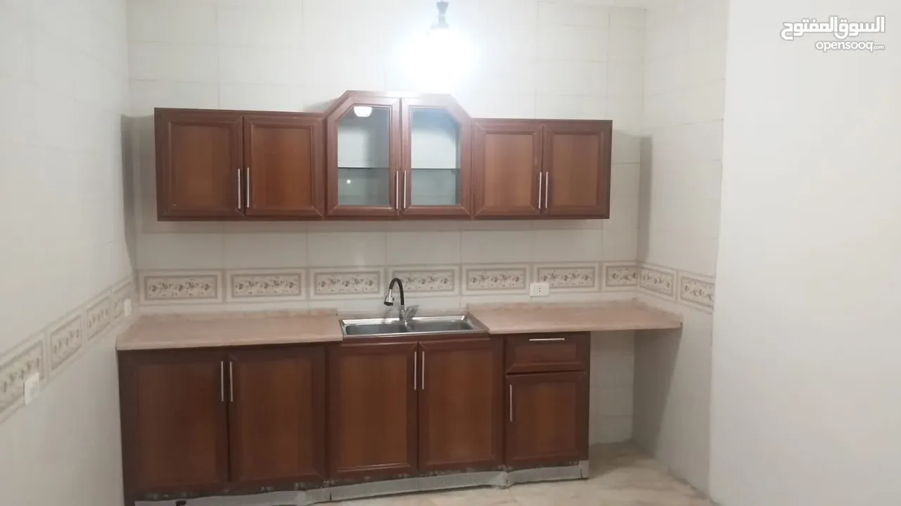 عماره 3 طوابق للبيع /ماركا الشماليه
