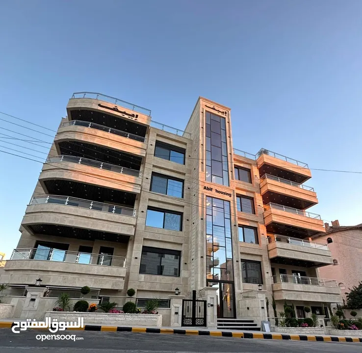 شقة جديدة للإيجار من المالك مباشرة حي الصحابة