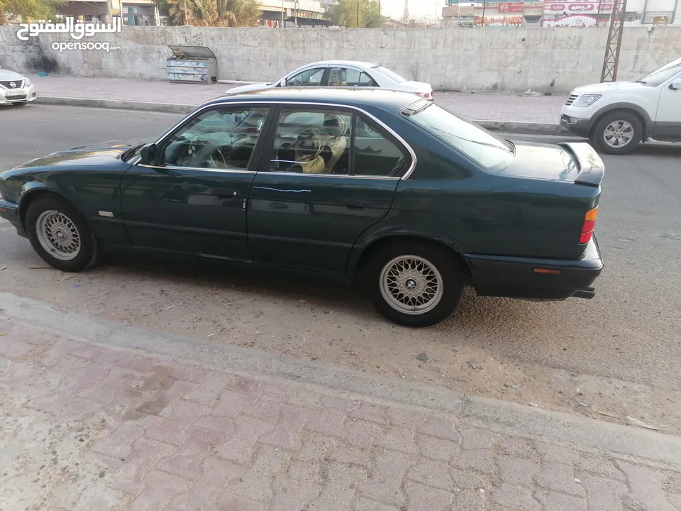 للبيع BMW 525i