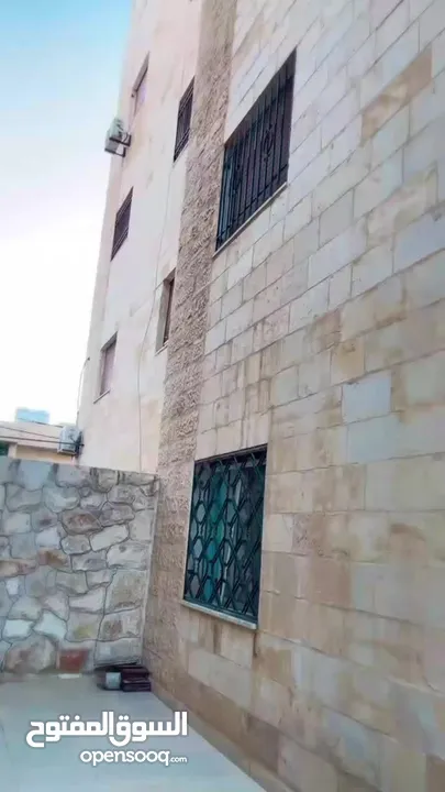 بيت للايجار دوار صحارى اربد طابق ارضي