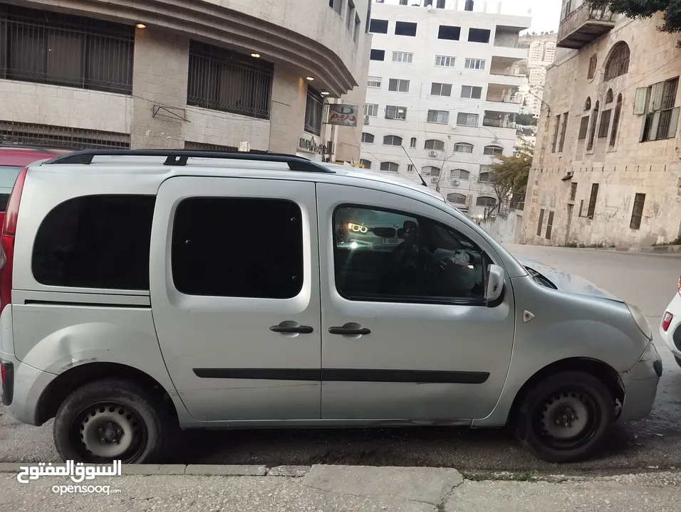رينو كانجو 2011 بسعر ممتاز