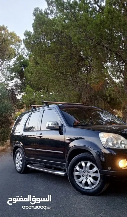 هوندا سي ار في للبيع