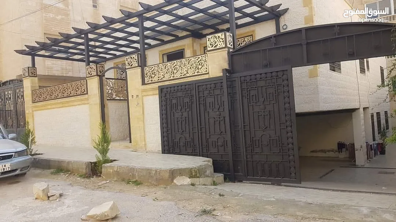 منزل مستقل للبيع عمان ضاحية  الامير حسن اخر دخلة مطعم الرملة شارع حمدان البشير