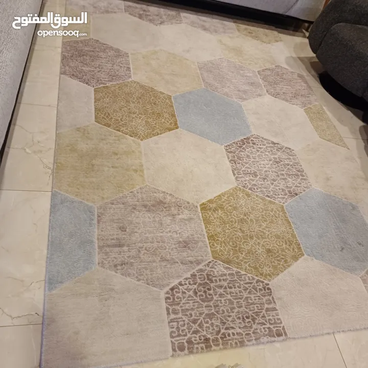 سجادتين صيدا نفس النقشة للبيع