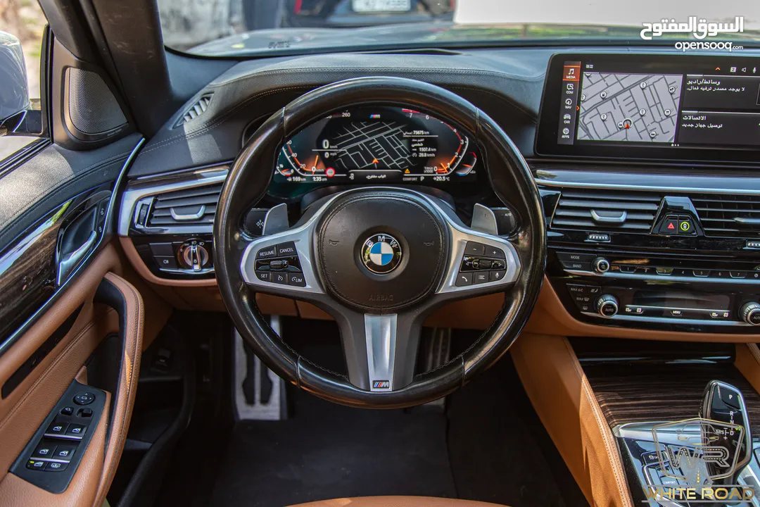 Bmw 530I 2023 M kit Gasoline   السيارة مميزة جدا و قطعت مسافة 75,000 كم فقط