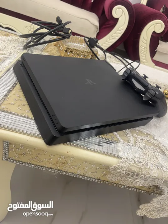 PlayStation 4 slim 1TB