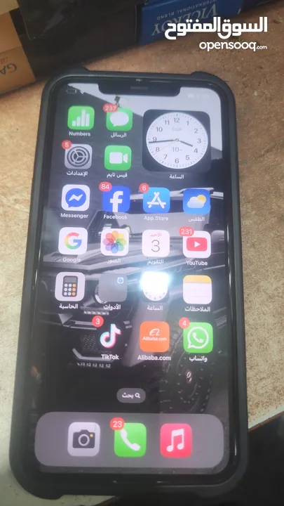 ايفون 11 برو ماكس مستعمل بحالة ممتازه