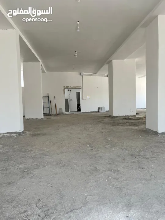 طابق 2 للايجار في ماركا الشمالية قرب المركز الأمني شارع يحيى ابن المختار عماره رقم 28 المجمع الكريم.