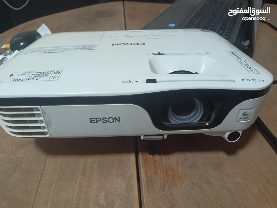 Epson EB-X14 Projector