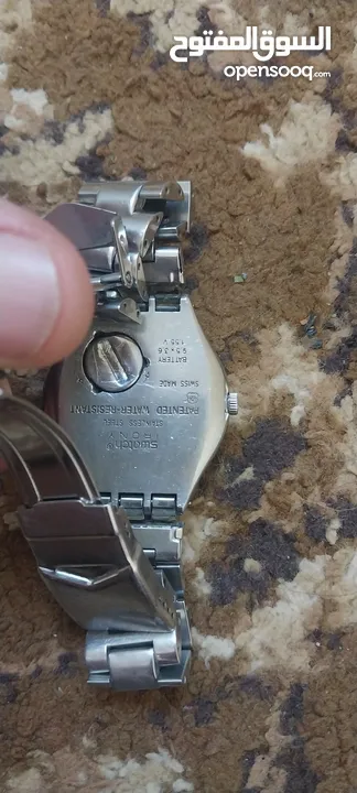 ساعات رجاليه بحاله جيده وبسعر طري
