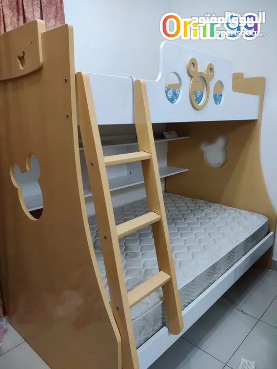 Bunk bed with 2 mattresses