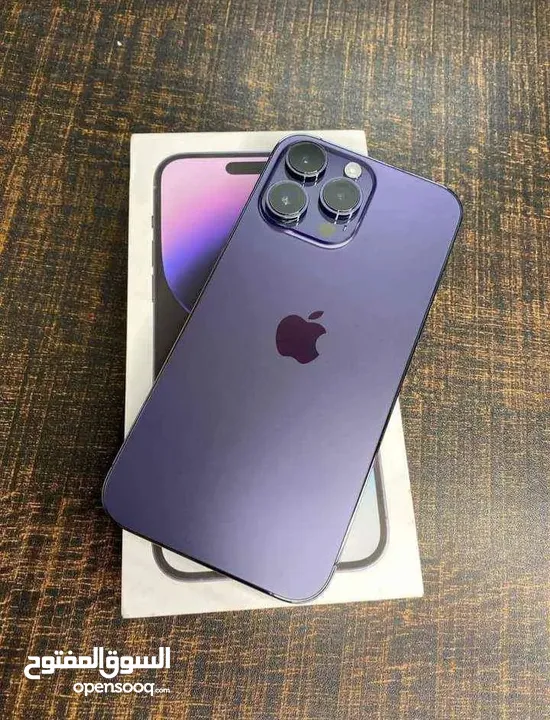 ايفون 14 برو ماكس بحالة جيدة جدا مغير شاشة نوع ممتاز وغالي بطارية 86 وسعره جداً لطيف لون بنفسجي