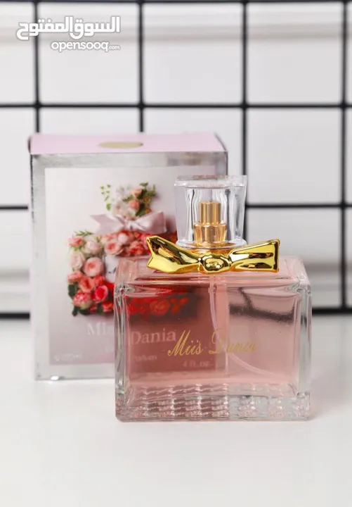 عطور see ومجموعه عطور أخرى من أجمل الروائح النسائيه المميزه.