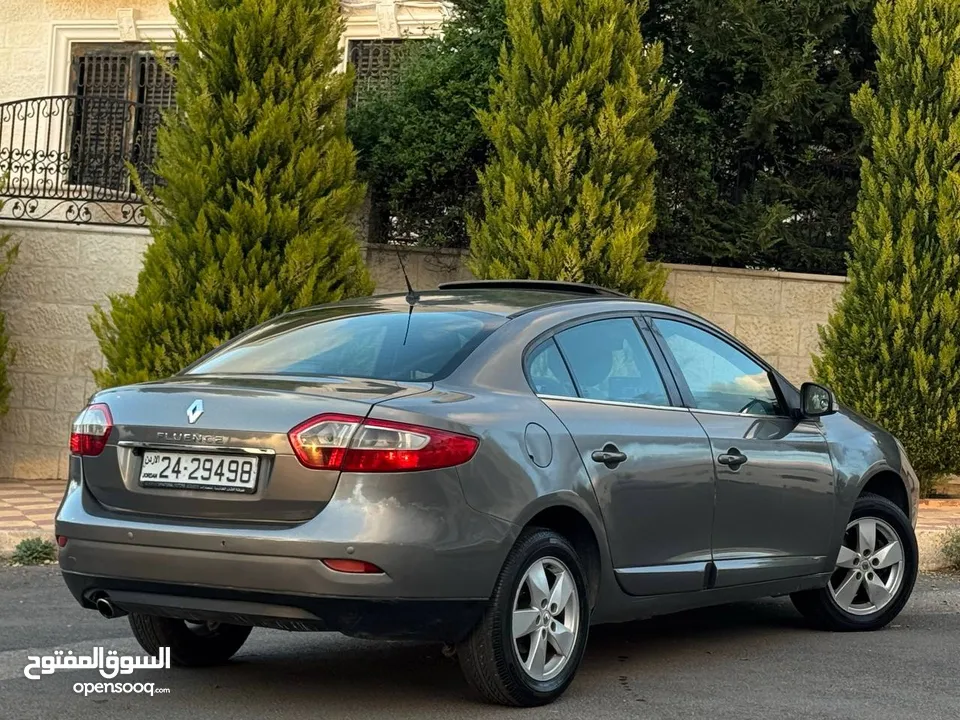 Renault Fluence pls , fully equipped, 2010 model, for sale.