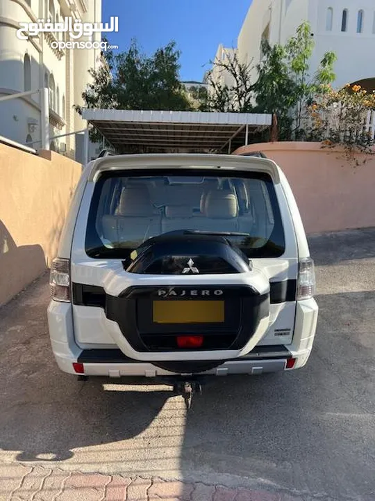 Mitsubishi Pajero 3.8 in a very good condition