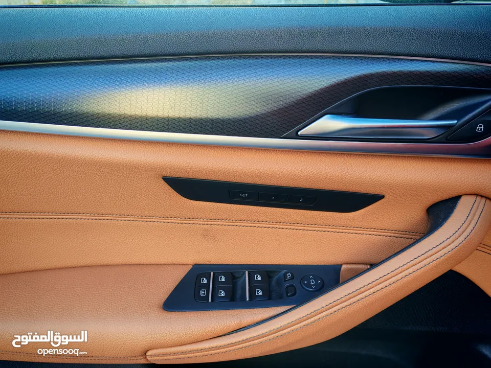 BMW 530e Kit M لا تحتاج الي نوع من الصيانه