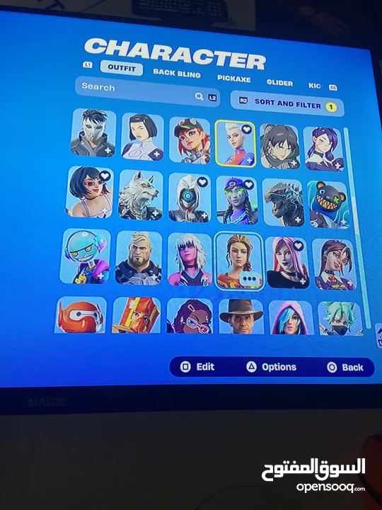 حساب فورت نايت ملان سكنات ايتم شوب للبدل على حساب آخر