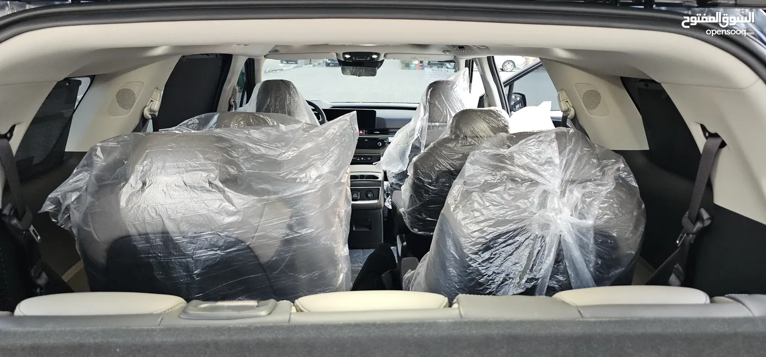 KIA Carnival gravity 9 seats