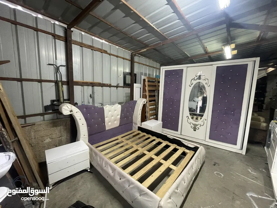 غرفة نوم  كامله تفصيل  خشب ساندوش   موجود في رام الله سعر2000  شامل  التوصيل