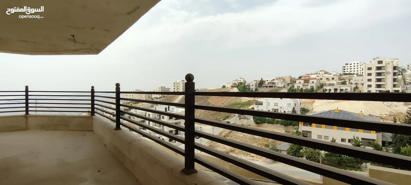 شقة رائعة 355 متر مع إطلالة مدى الحياة في أجمل مناطق مرج الحمام للبيع من المالك