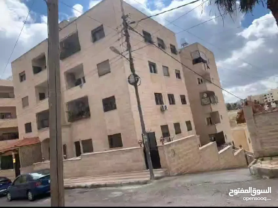 شقة جديدة مع حديقة بسعر مغري لم تسكن