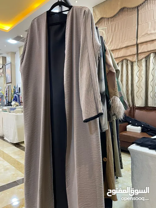 عبايات صيفية بأسعار منافسة