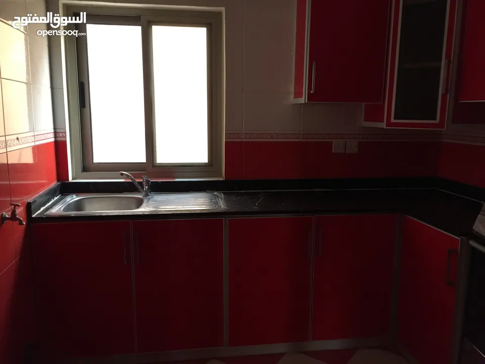 Flat for rent in Busaiteen شقه للايجار بالبسيتين