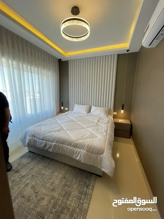 شقه استثمارية  للبيع او للايجار مفروش في الخامس - ref : 14676