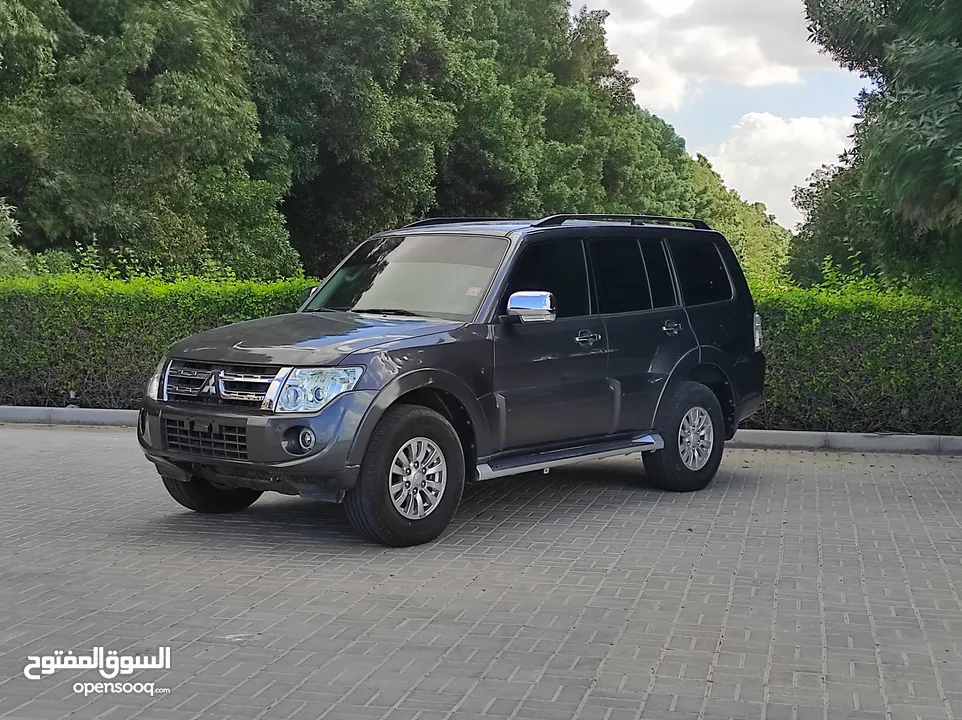 mitsubishi pajero 2013 Gcc V6 3.5L full automatic