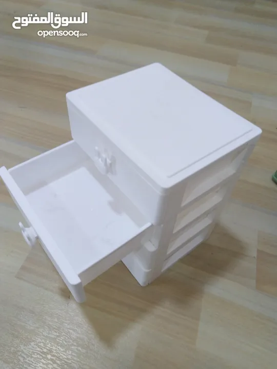 رفوف صغيرة متعددة الاستخدام Plastic drawer shelves
