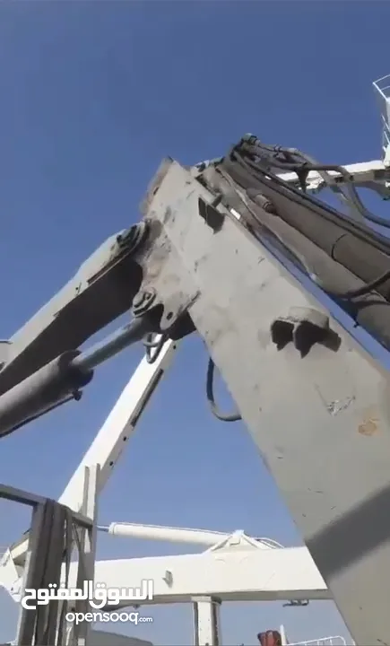 كرين   PM   5.5   TON   طول 8 m.مع طرمبه الهیدرولیک