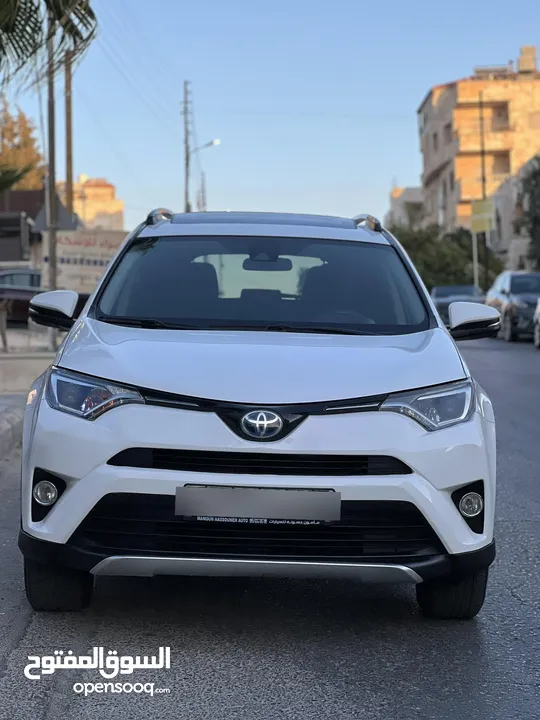 راف فور XLE موديل 2017 فحص كامل 7 جيد فُل اوبشن مع فتحة 4X4 بحالة الوكالة مميز للبيع