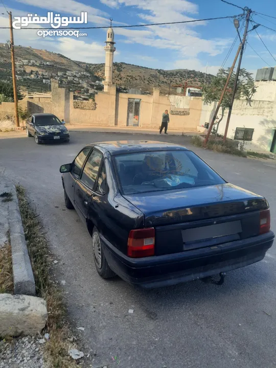 اوبل فيكترا موديل 1991