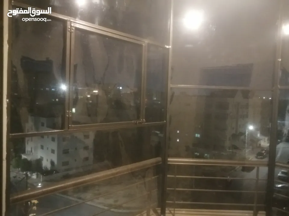 تغليف وتسكير الكافيهات والاماكن المفتوحه  من الهواء باقل الاسعار وتفصيل الاشرعه لاعلى المساحات