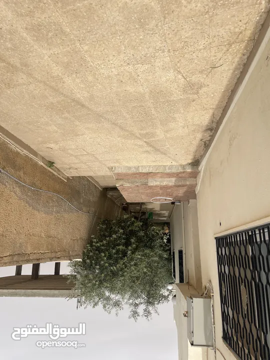 بيت مستقل مع ملحق