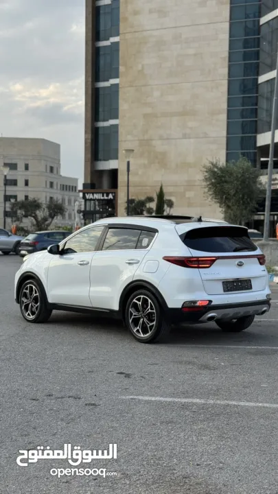 Kia sportage 22/21