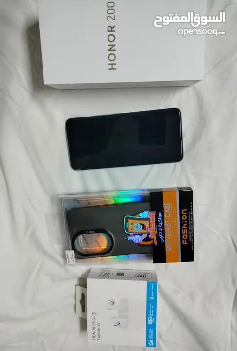 للجادين Honor 200 5G 256gp 12 GB ram وكالة استخدام طالب جامعة كفالة 10 اشهر من الشركة