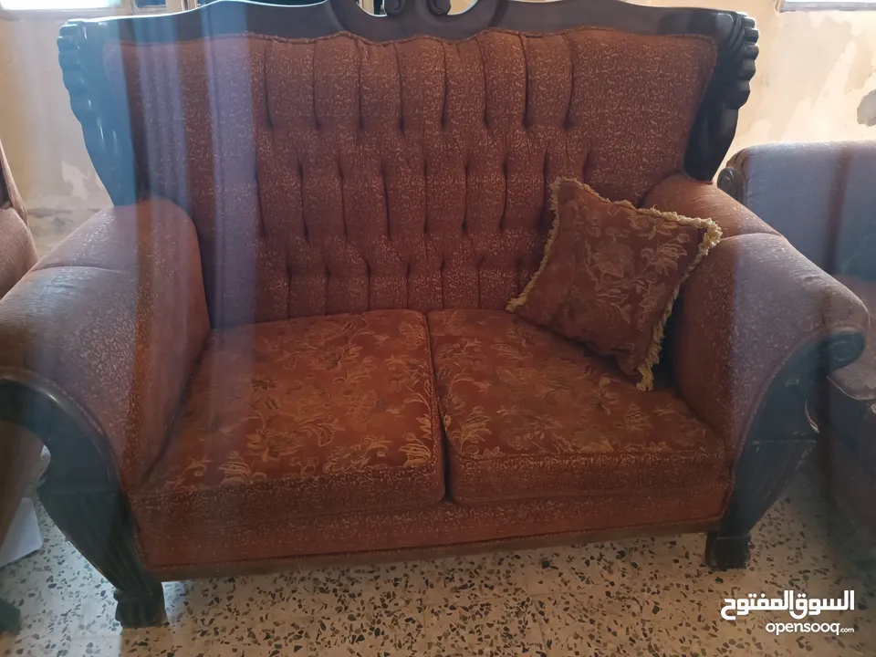 طقم كنب 7مقاعد لللبيع 50دينار