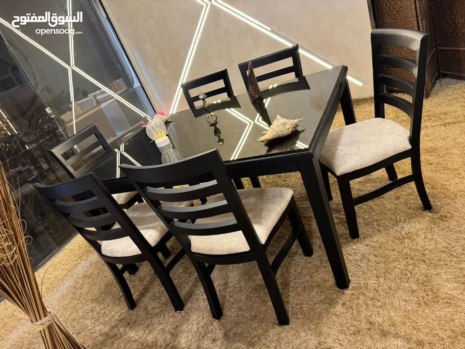 سفره 6 كراسي فخمه جداً