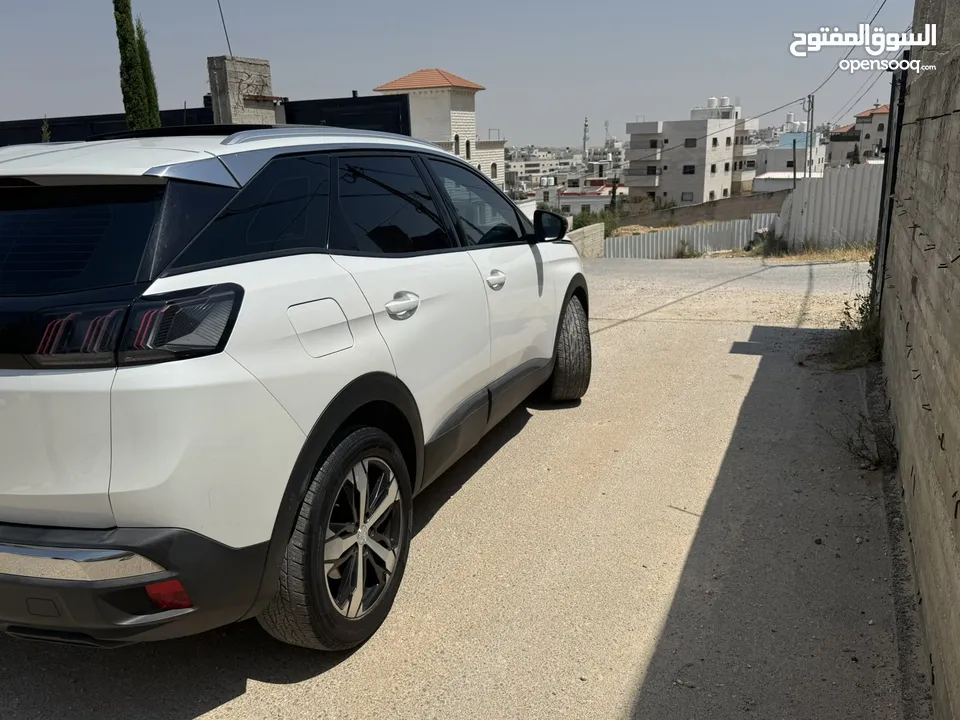 بيجو 3008 اصل وكالة من شركة بيجو موديل 2022 صفر كيلو متر جميع الاضافات بانورما السيارة بحالة الوكالة