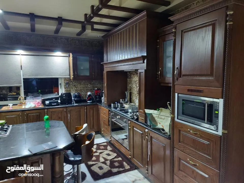 للبيع فيلا شبه قصر في اجمل مواقع دابوق الهادئه 1050 م