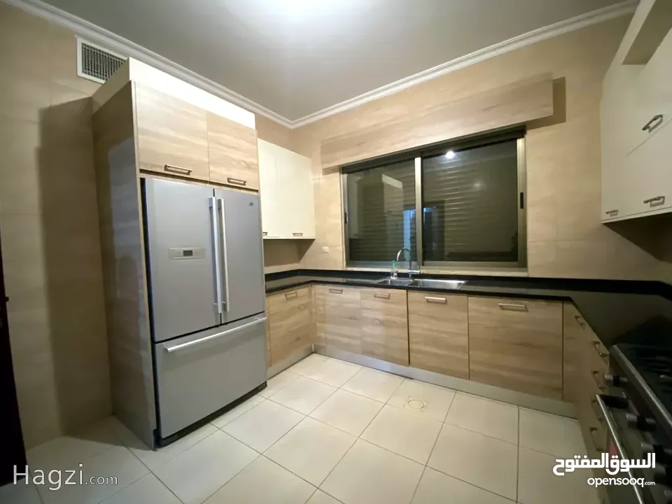 شقة غير مفروشة للإيجار 200م2 ( Property 11823 ) سنوي فقط