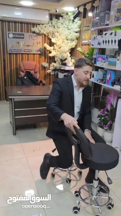 كرسي عملي متحرك مع ظهر ثابت، مريح، ويتحمّل استخدام يومي طويل ارتفاع قابل للتعديل دوران 360°إسفنج .