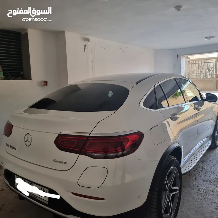 GLC 300e مرسيدس بنز