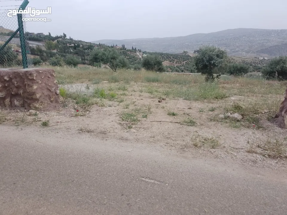 أرض ذات إطلالة خلابة في أجمل مناطق جرش