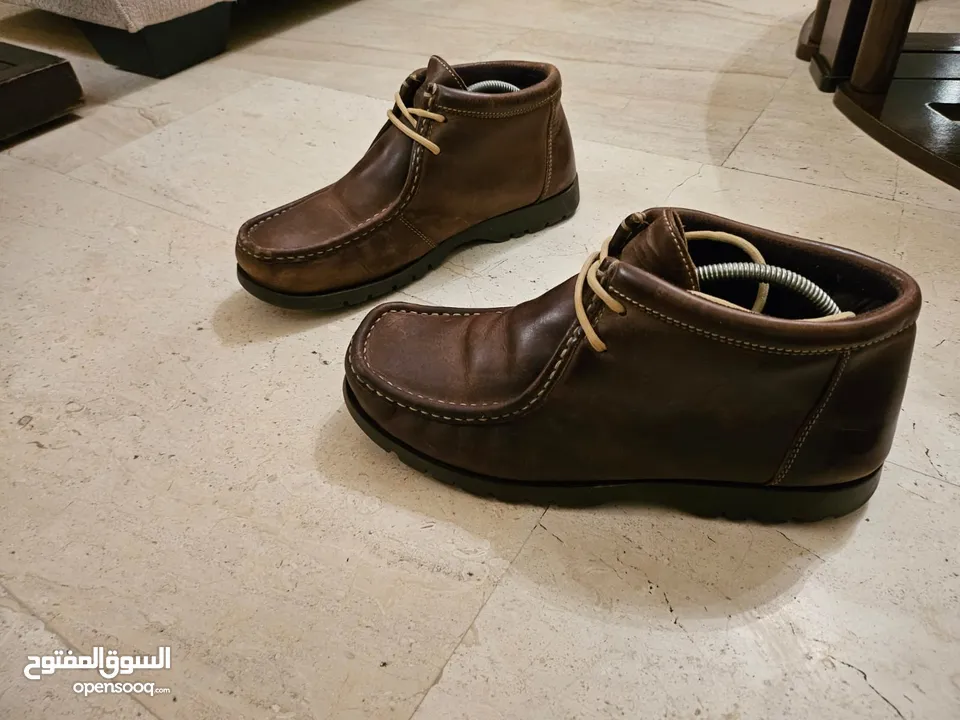 أحذية مشكلة بحالة الجديد 44 و 45 و 43 و 42, 46,