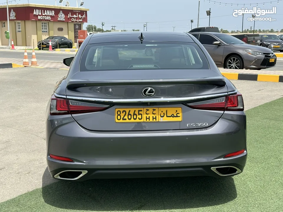 لكزس 2019 Es350 بنوراما فول ابشن بلاتينيوم الكشري جاهزه موتر بحاله لوكاله